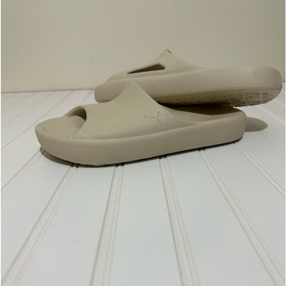 Shibui Cat Slides - Picture 3 of 6